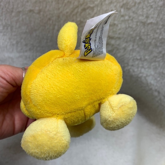 Pokemon Nintendo Psyduck 5" plush 2007 yellow - Picture 5 of 5